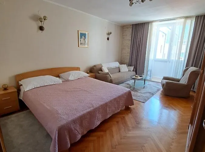 Domenica Apartman