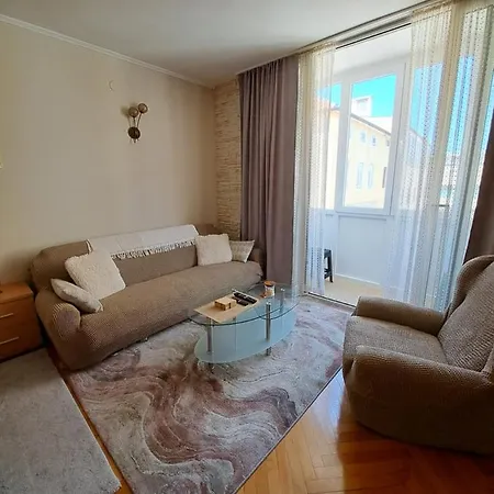 Apartment Domenica *